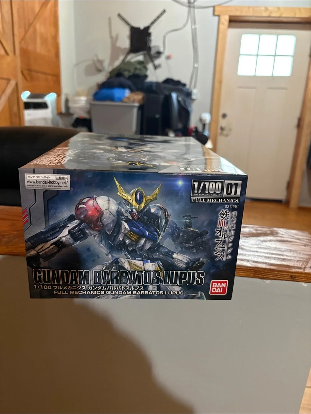 Gundam Barbatos Lupus 1/100 Model Kit - White & Blue